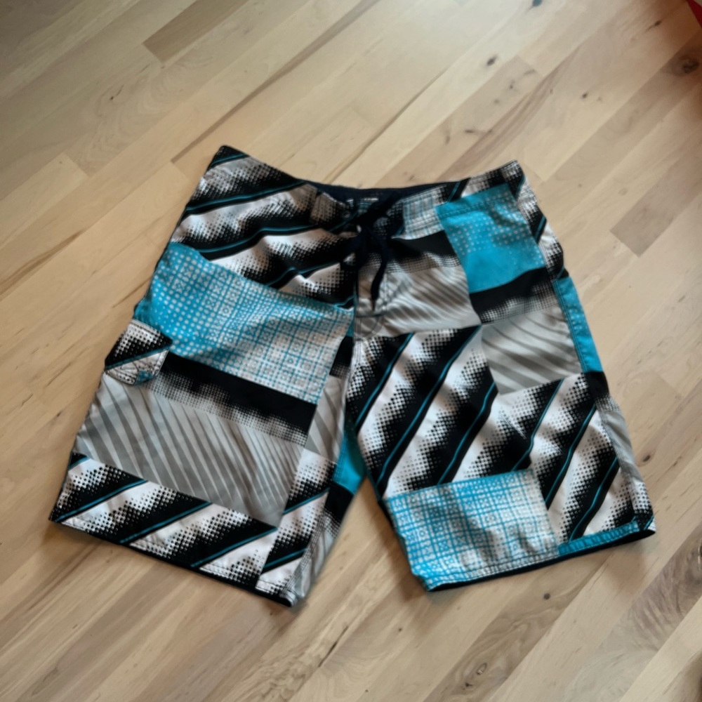 Men’s Point Zero swim shorts size XXL